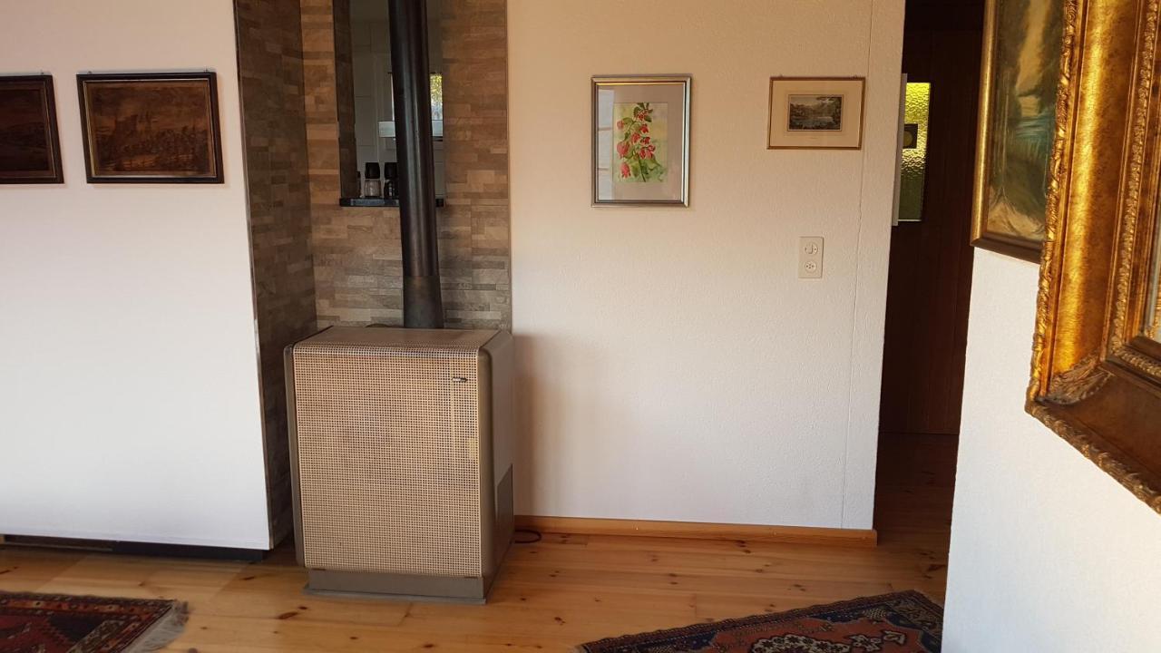 Traumhaftes Chalet mit Seesicht Krattigen Exterior foto